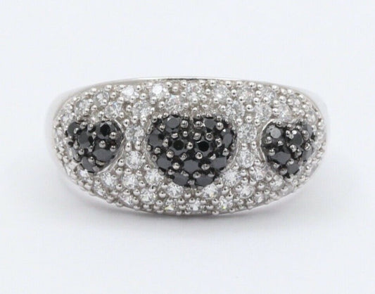 14k White Gold Black & White Cubic Zirconia Heart Ring